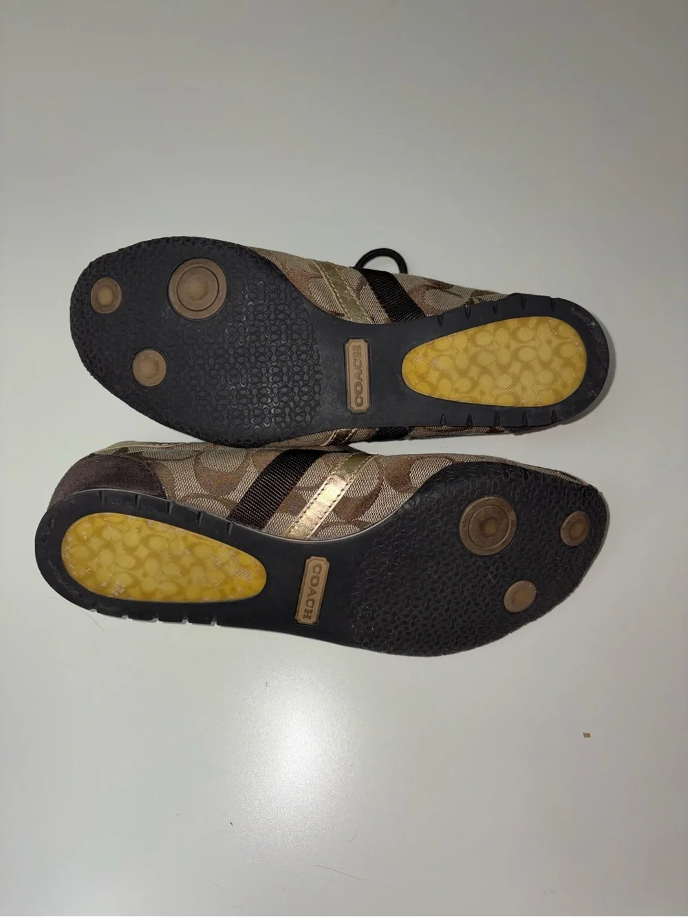 Coach katelyn flat